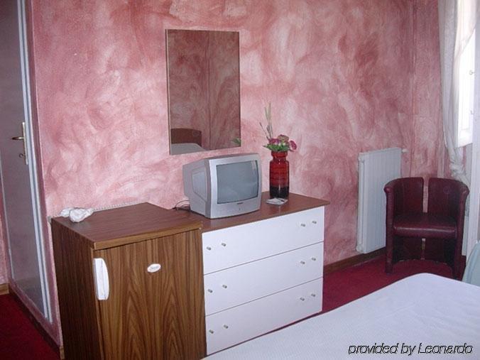 Hotel Buenos Aires Montecatini Terme Pokoj fotografie